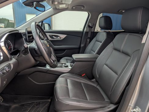 Used 2024 Chevrolet Blazer LT AWD/4WD image 9