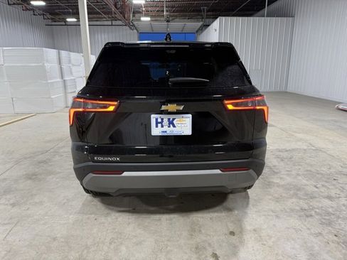 New 2026 Chevrolet Equinox LT w/ Convenience Package II image 5