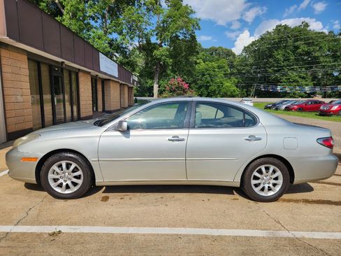 Used 2003 Lexus ES 330 image 2