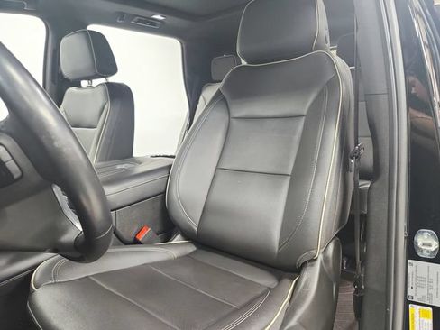 Used 2023 Chevrolet Tahoe Premier RWD image 19