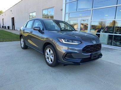 Used 2025 Honda HR-V LX