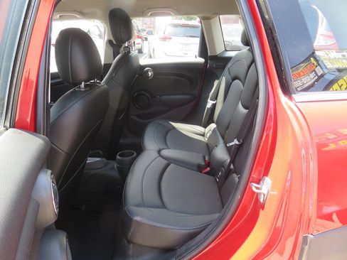 Used 2015 MINI Cooper 4-Door Hardtop FWD image 19