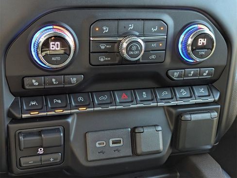 Used 2021 GMC Sierra 1500 Denali w/ Denali Ultimate Package image 20