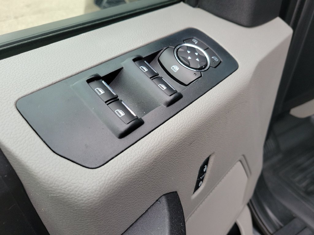 Used 2015 Ford F150 XL w/ Equipment Group 101A Mid RWD image 19