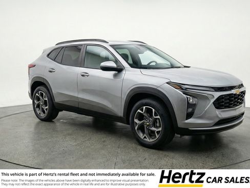 Used 2025 Chevrolet Trax LT w/ LT Convenience Package image 1