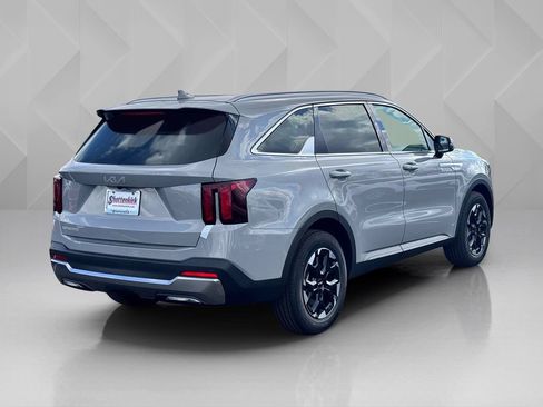 New 2026 Kia Sorento S w/ S Panoramic Sunroof Package FWD image 5