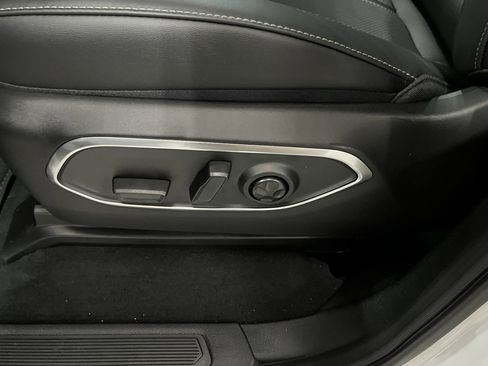 New 2026 Jeep Grand Wagoneer 4WD w/ Premium Group I image 19