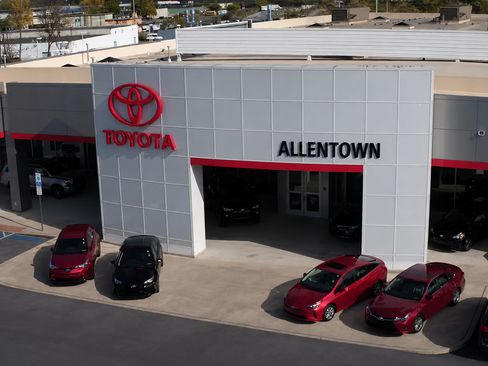 Used 2025 Acura RDX w/ Technology Package AWD/4WD image 4