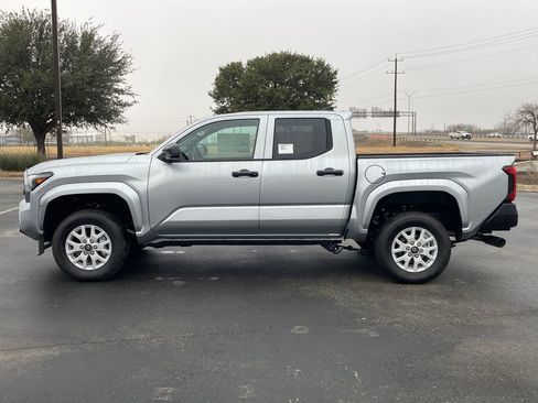 New 2026 Toyota Tacoma SR image 8