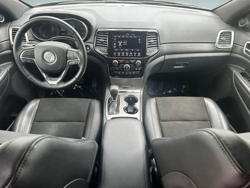 Used 2021 Jeep Grand Cherokee Laredo X AWD/4WD image 26