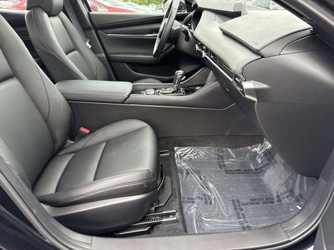 Used 2024 MAZDA MAZDA3 s w/ Appearance Package FWD image 25
