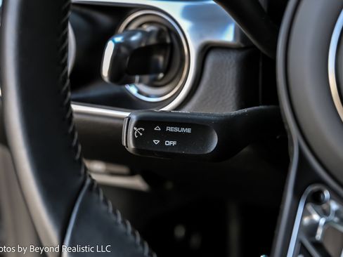 Used 2025 Porsche 718 Cayman image 37