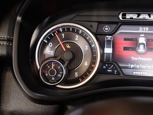 Used 2019 RAM 3500 Laramie image 21