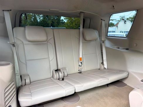 Used 2017 GMC Yukon Denali w/ Open Road Package AWD/4WD image 28