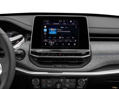 New 2026 Jeep Compass Latitude AWD/4WD image 12