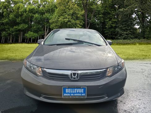 Used 2012 Honda Civic LX image 2