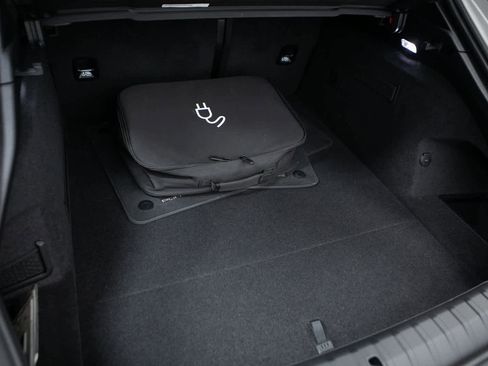 Certified 2024 Porsche Taycan 4 Cross Turismo image 31