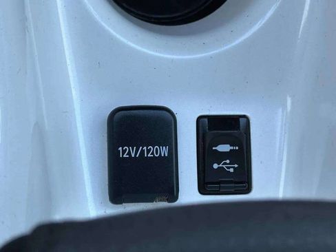 Used 2016 Toyota Prius Three w/ Advanced Technology Package image 45