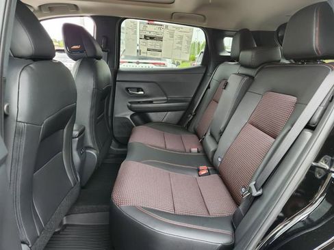 New 2026 Nissan Kicks SR FWD image 12