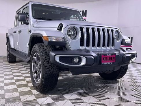 Used 2023 Jeep Gladiator Overland image 29