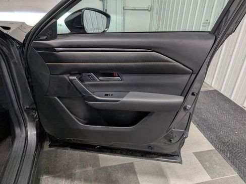 Used 2025 MAZDA CX-50 2.5 Hybrid w/ Premium Plus Pkg image 30