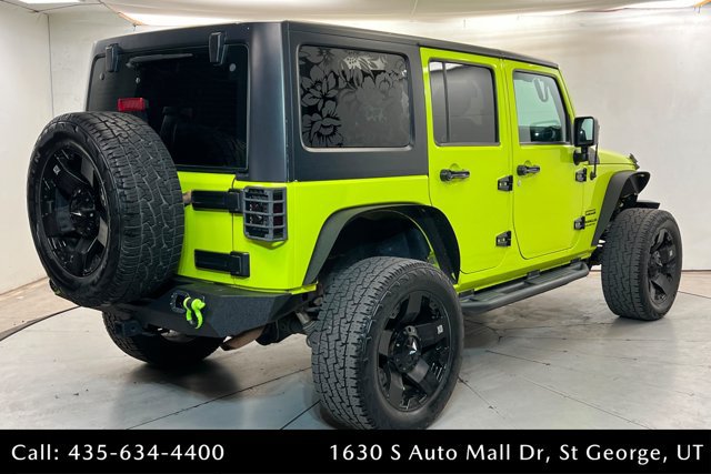 Used 2017 Jeep Wrangler Unlimited Sport w/ Connectivity Group AWD/4WD image 5