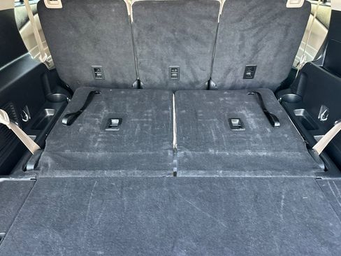 Used 2024 Ford Explorer XLT w/ Equipment Group 202A image 16