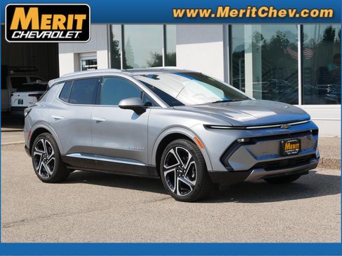 Used 2024 Chevrolet Equinox EV LT FWD image 1