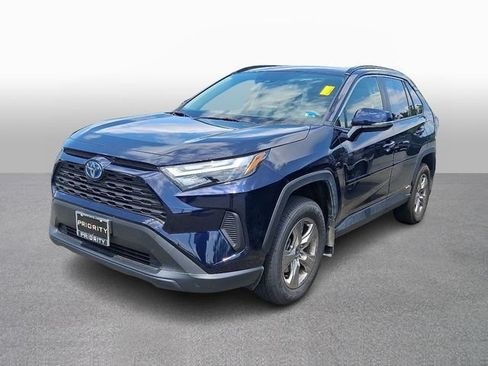 Used 2023 Toyota RAV4 XLE w/ Convenience Package AWD/4WD image 1