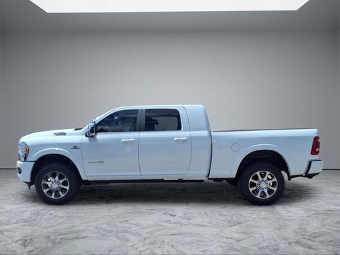 Used 2024 RAM 2500 Limited w/ Towing Technology Group AWD/4WD image 4