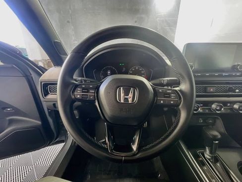 Used 2023 Honda Civic Sport image 16