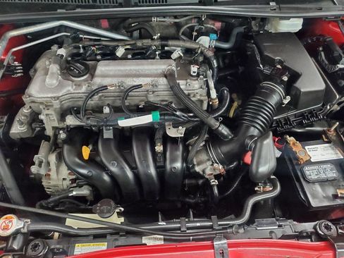 Used 2019 Toyota Corolla LE image 4