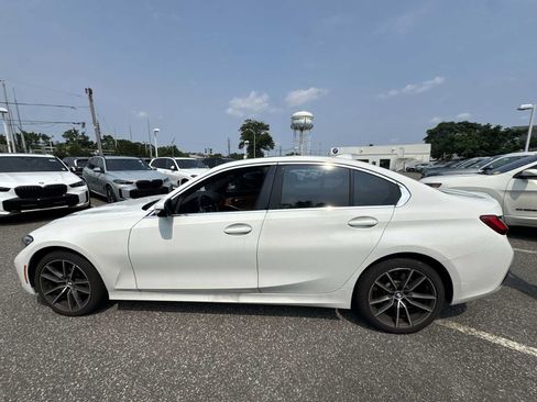 Used 2019 BMW 330i xDrive Sedan w/ Convenience Package AWD/4WD image 4