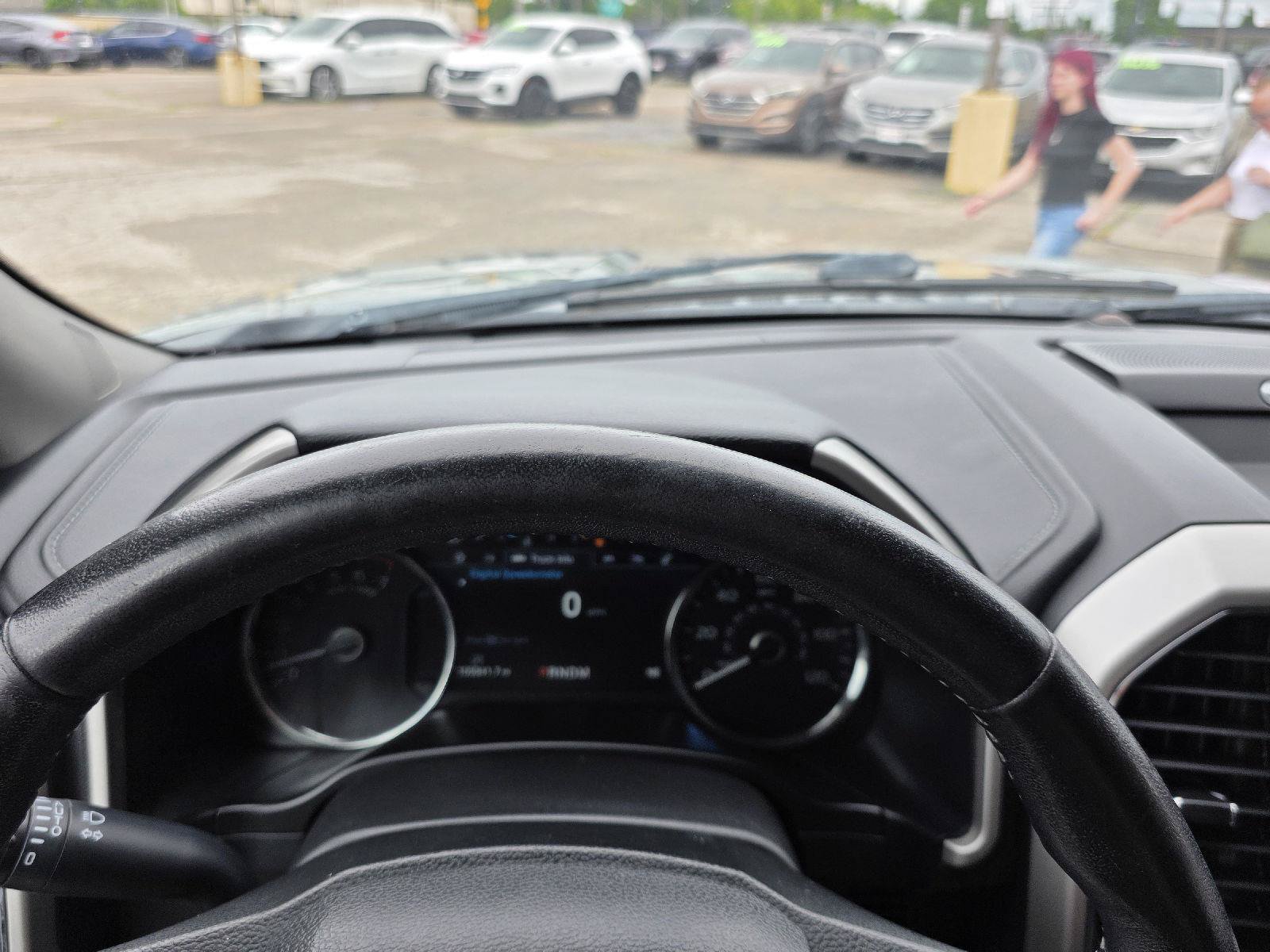 Used 2019 Ford F150 Lariat w/ Equipment Group 502A Luxury AWD/4WD image 27