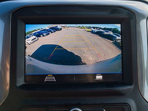 Used 2020 Chevrolet Silverado 1500 Custom w/ Custom Value Package image 29