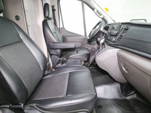 Used 2022 Ford Transit 350 DRW RWD image 17