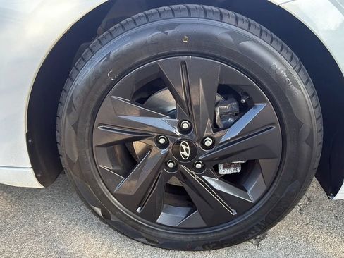 Used 2021 Hyundai Elantra SEL FWD image 22