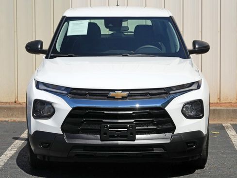 Used 2023 Chevrolet TrailBlazer LS FWD image 40