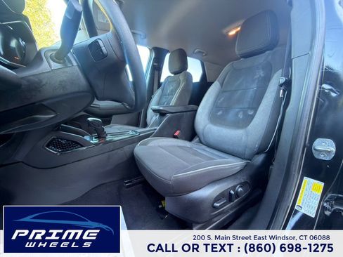 Used 2023 Chevrolet TrailBlazer LT w/ Convenience Package AWD/4WD image 10