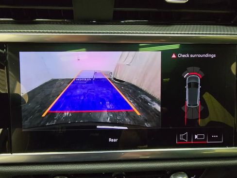 Used 2025 Audi Q3 2.0T Premium w/ Convenience Package image 24