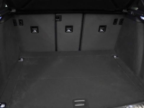 Used 2026 Porsche Macan AWD/4WD image 26