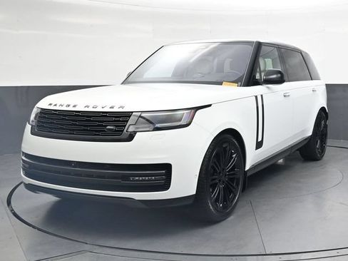 Used 2023 Land Rover Range Rover Long Wheelbase SE AWD/4WD image 9