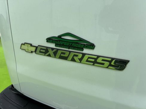 Used 2020 Chevrolet Express 2500 w/ Driver Convenience Package RWD image 12