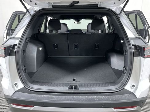 New 2026 Chevrolet Equinox LT image 25