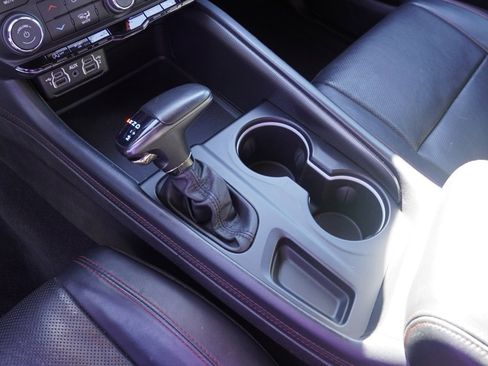 Used 2023 Dodge Durango GT image 21