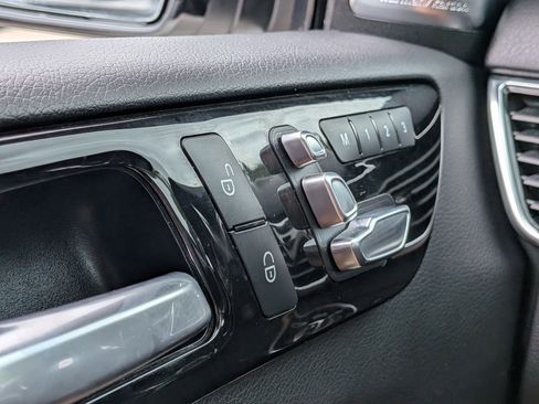 Used 2018 Mercedes-Benz GLE 350 4MATIC image 24