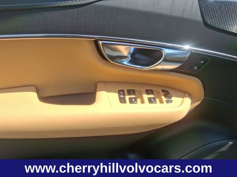 New 2025 Volvo XC90 T8 Ultra w/ Protection Package Premier image 13