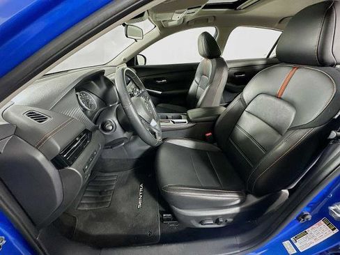 Certified 2023 Nissan Sentra SR w/ SR Premium Package image 19