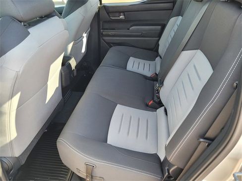 Used 2024 Toyota Tacoma TRD Sport image 11