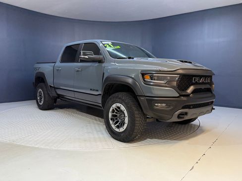 Used 2021 RAM 1500 TRX w/ TRX Lanuch Edition image 7